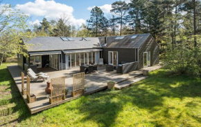 4 Bedroom Amazing Home In Vig, Vig